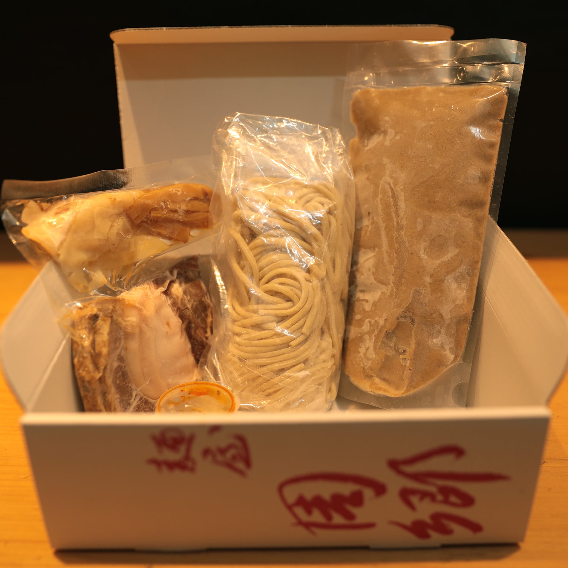 神田赤つけ麺（辛） 1食 | 麺屋周郷