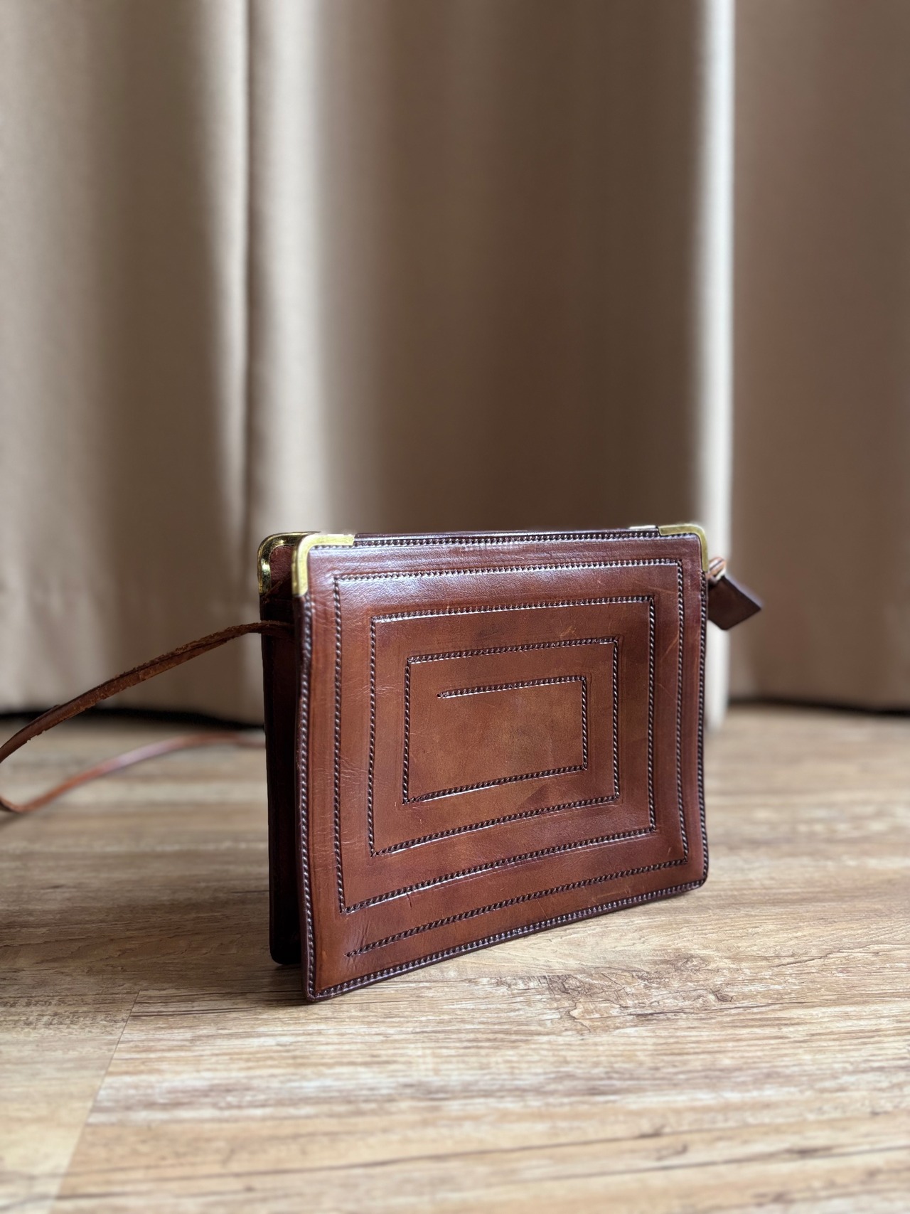 vintage brown leather square shoulder bag-5137-7