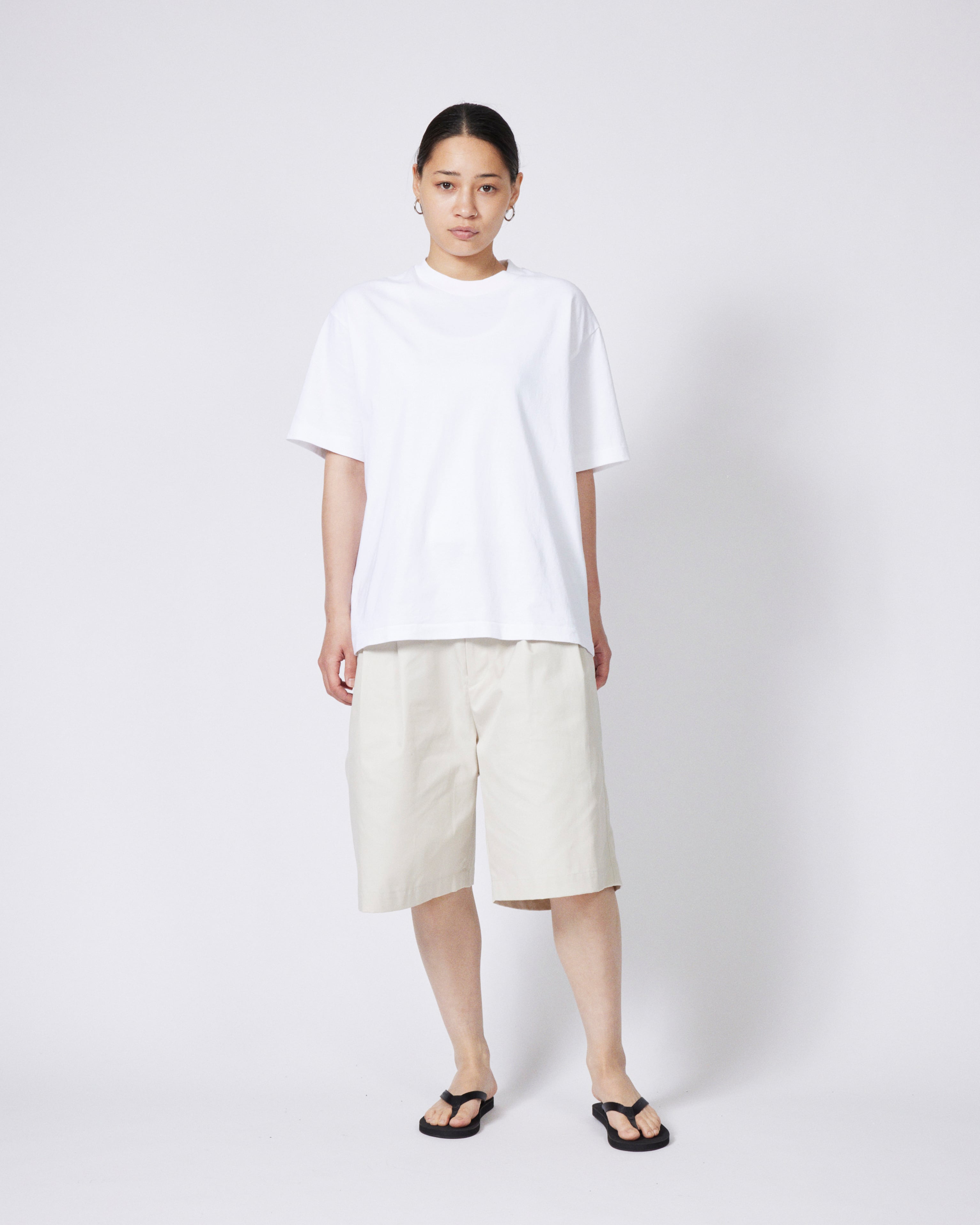 everyone two tuck cotton wide short pants (L.BEIGE) | everyone