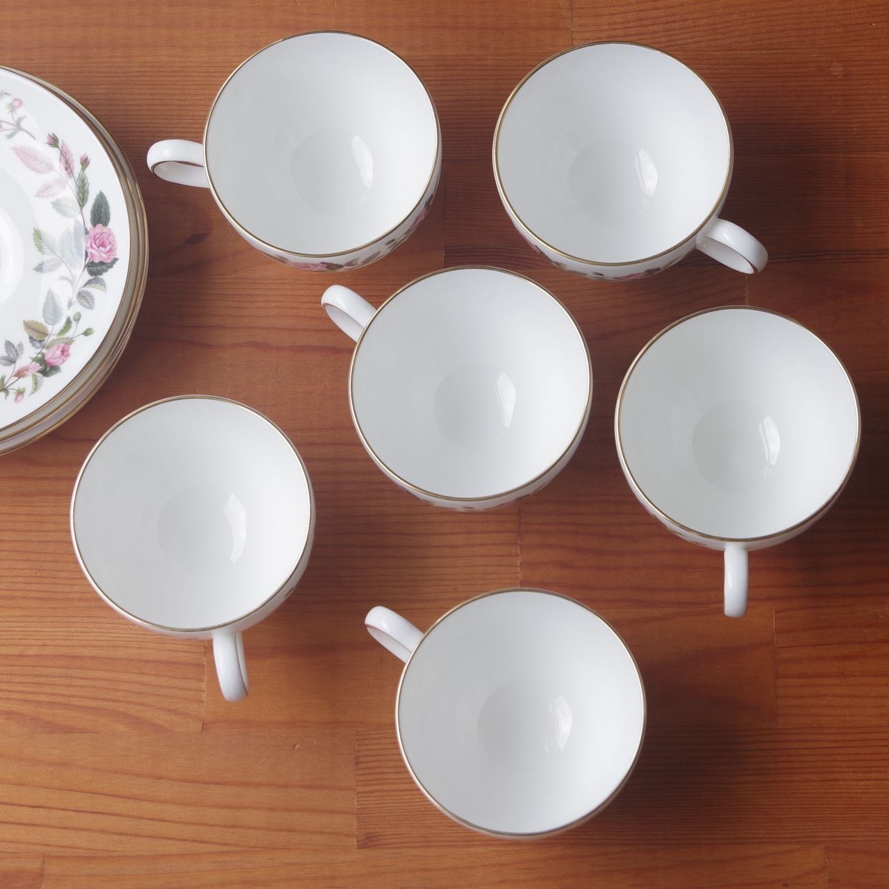 ウェッジウッド ハザウェイローズ コーヒーカップ ソーサー Wedgwood