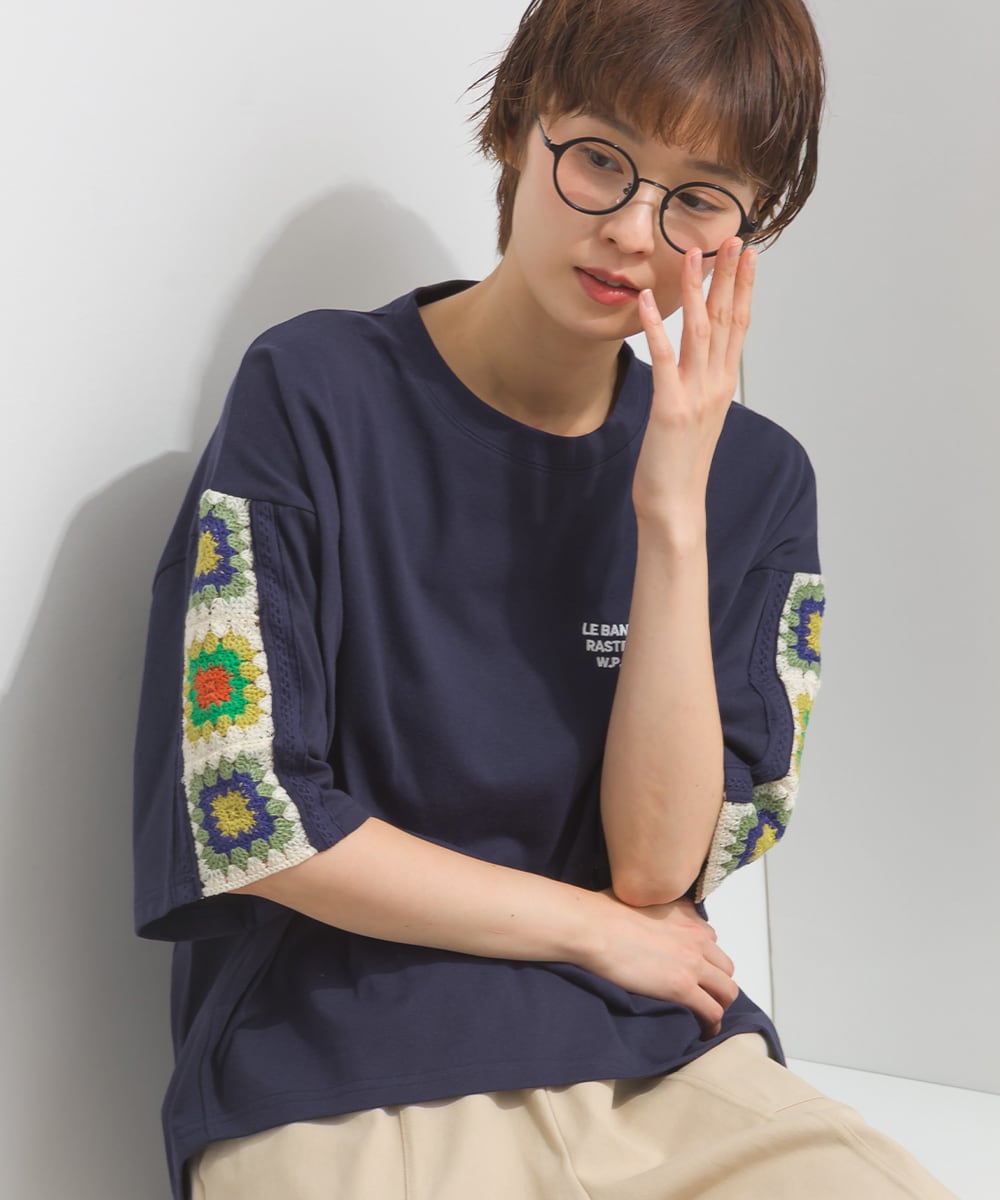 K262072 かぎ針編みモチーフ 袖切替ロゴTシャツ / Crochet Motif
