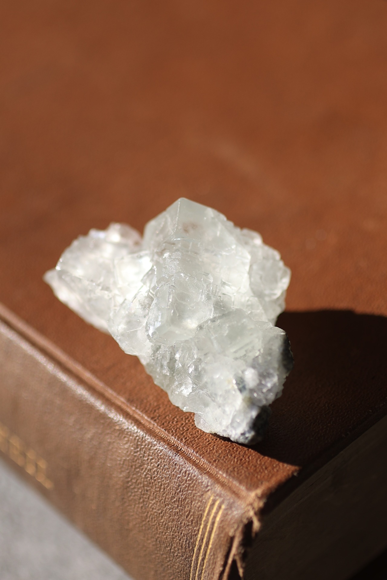 フローライト「雪の露」Fluorite ◇ 天然石・鉱物・パワーストーン・原石 | st00406