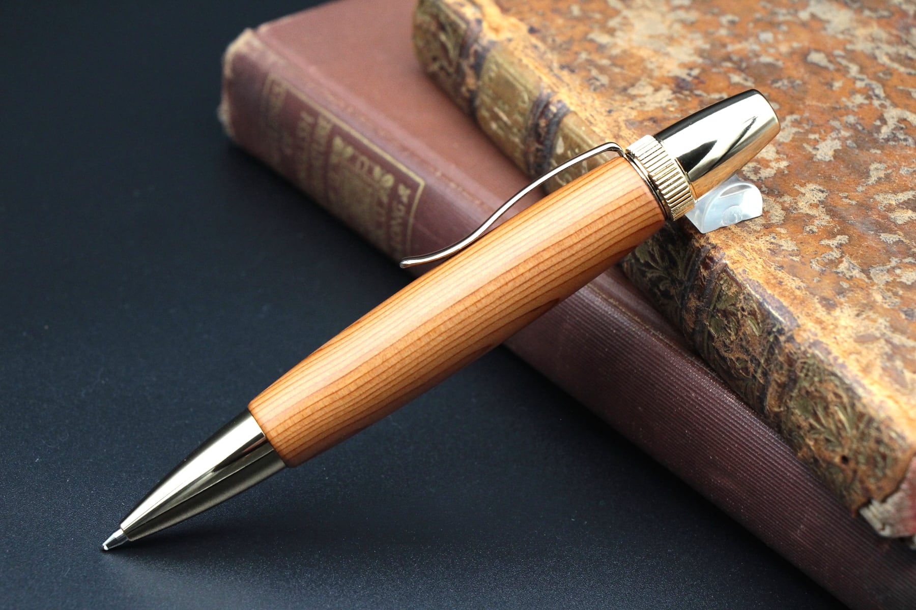 学業成就 合格必勝 一位の木/イチイ ゴールド金具・Chouette」木軸ペン