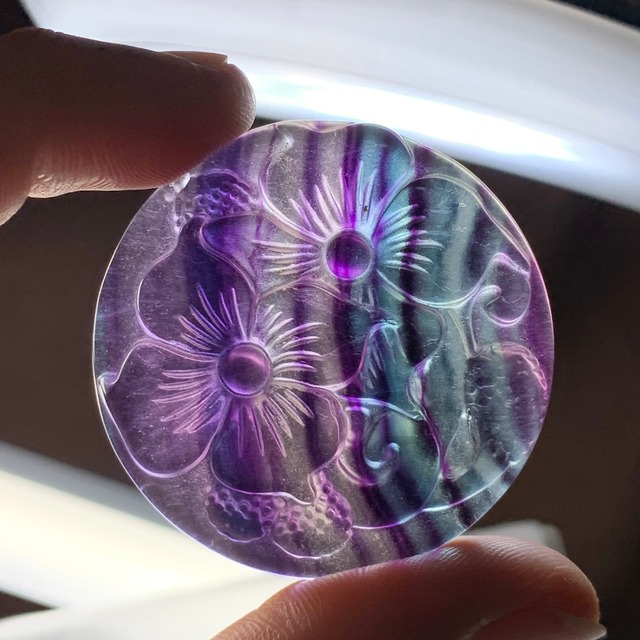 9.穴有☆フローライト花・ペンダントトップ