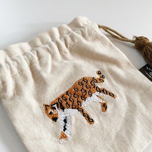 Animal embroidery kincyaku