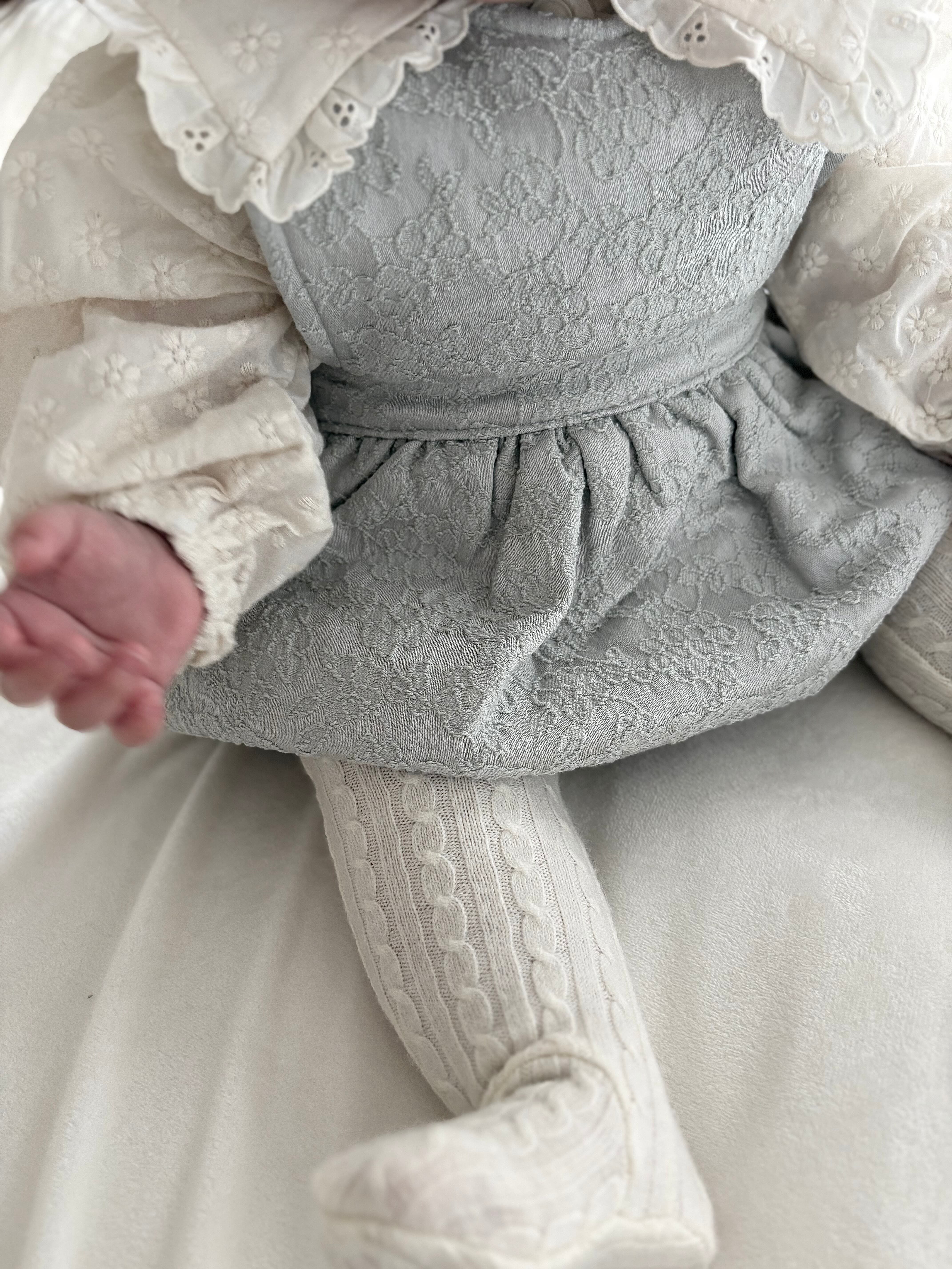 即納____betty rompers