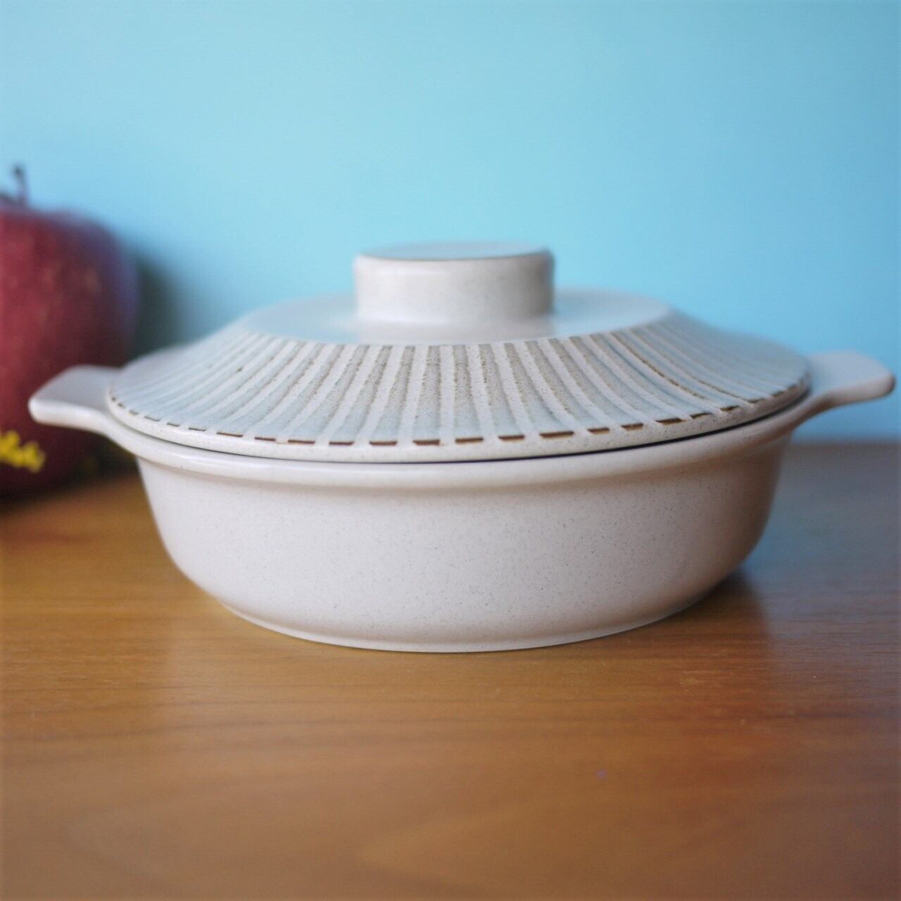 kasuga 蓋付キャセロール ストーンウェア 昭和製陶 パティオ 鎬文様