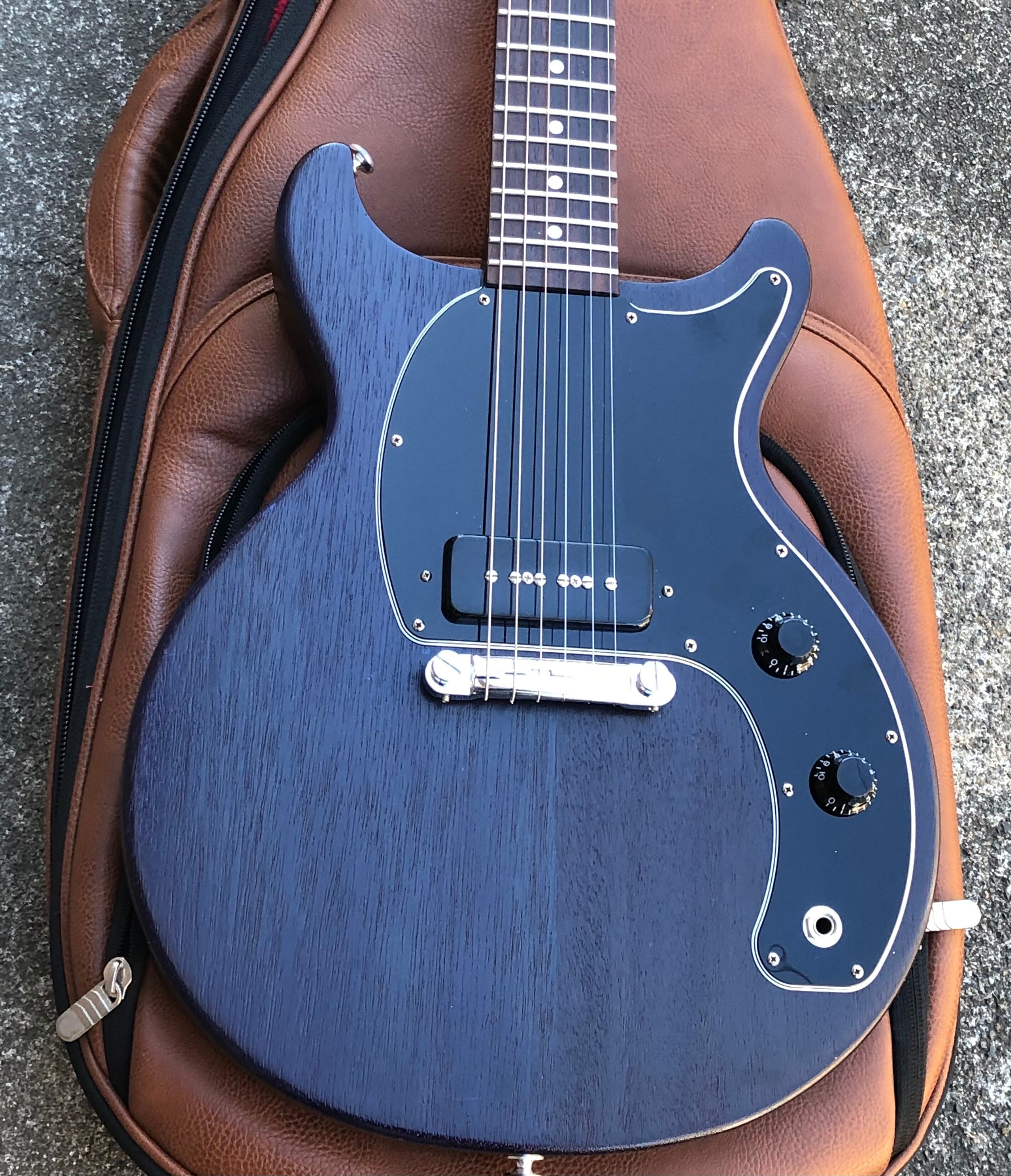 2019 Gibson Les Paul Junior Tribute DC / Blue Satin | HighHopesGTR 