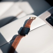 AppleWatch用レザーバンド【茶】 - Luxe[リュクス]