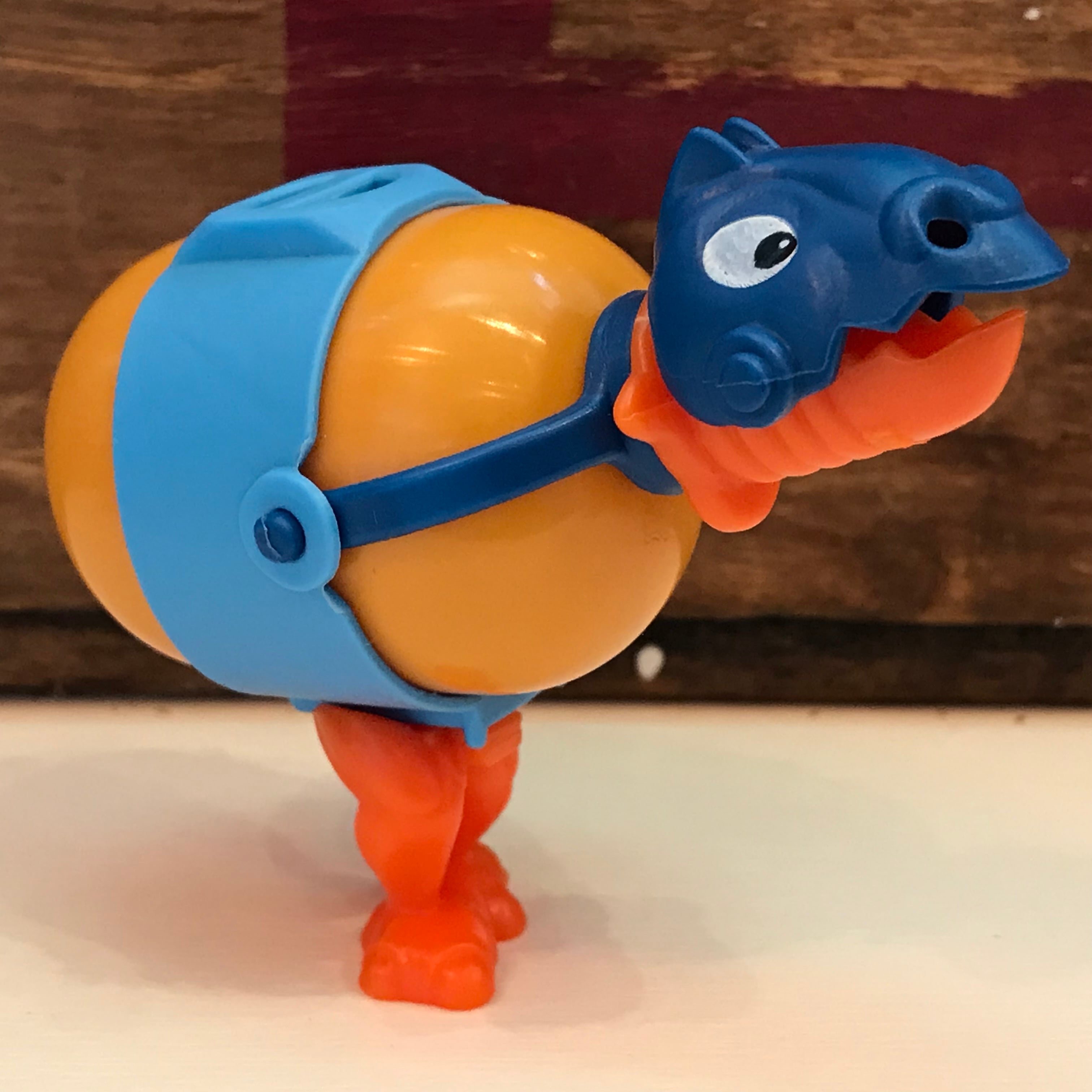 キンダーサプライズ 恐竜 カプセル付き フィギュア | Pay ID