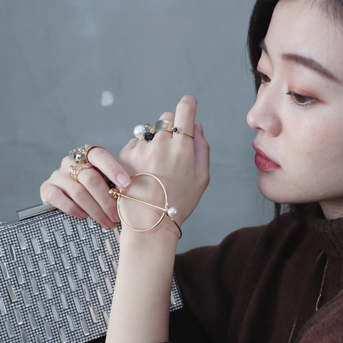 BRACELET || 【通常商品】 ROUND WIRE BRACELET WITH PERAL (GOLD) || 1 BARRETTE || GOLD || FAL039