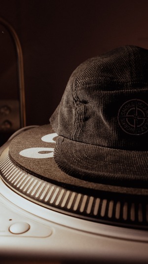 SMOKE ISLAND Corduroy Jet Cap [BLACK]