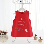 キュートなうさぎの刺繍入りワンピース