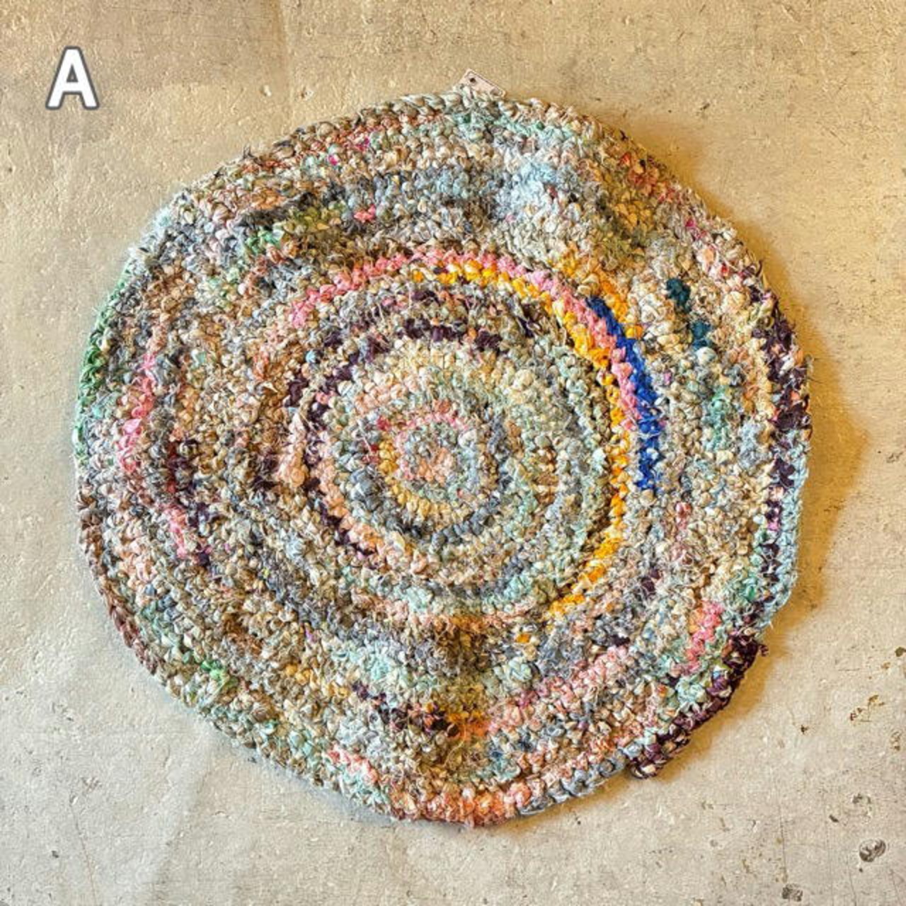 TOPANGA Homefurnishing　Recycle Cloth Rug Multi　80×80cm　リサイクルクロスラグ　ラウンド　全3色　マルチ　丸　ベッド　ラグマット　リビング　玄関　椅子　サイドテーブル　コットン　1点もの