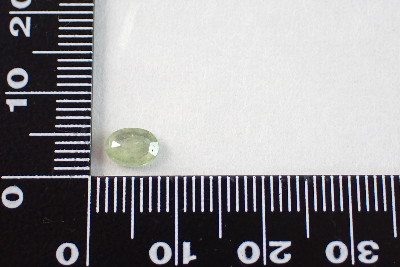 グリーンサファイア　0.63ct　[D10‐16]