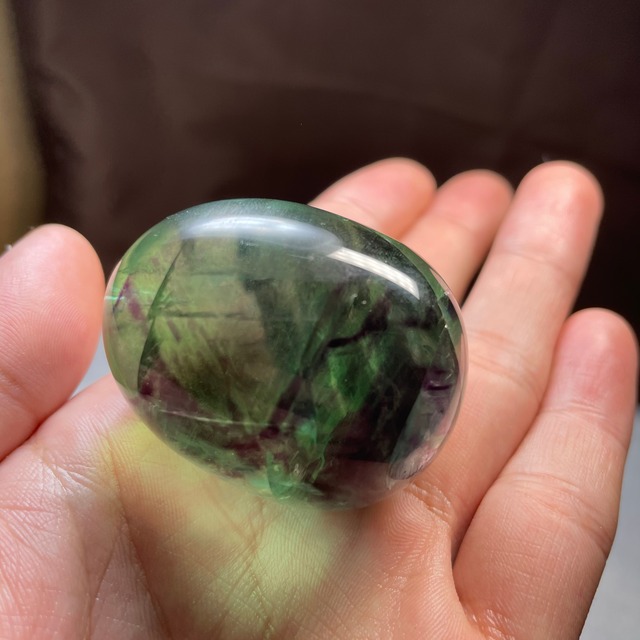 グリーンフローライト　卵
