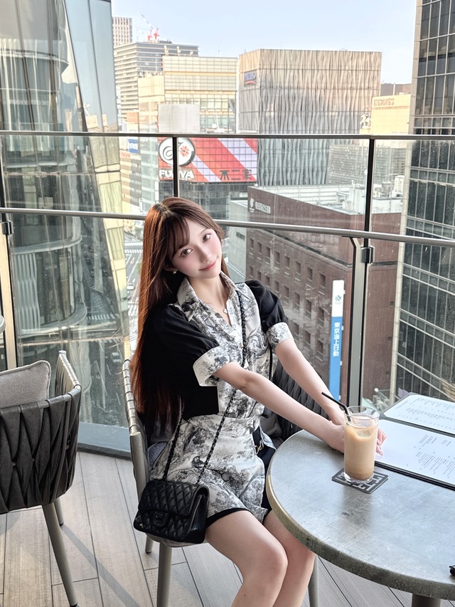 SALE★（40％OFF✨SALE）即納オリエンタルクラシカルセットアップ（ブラウス半袖）