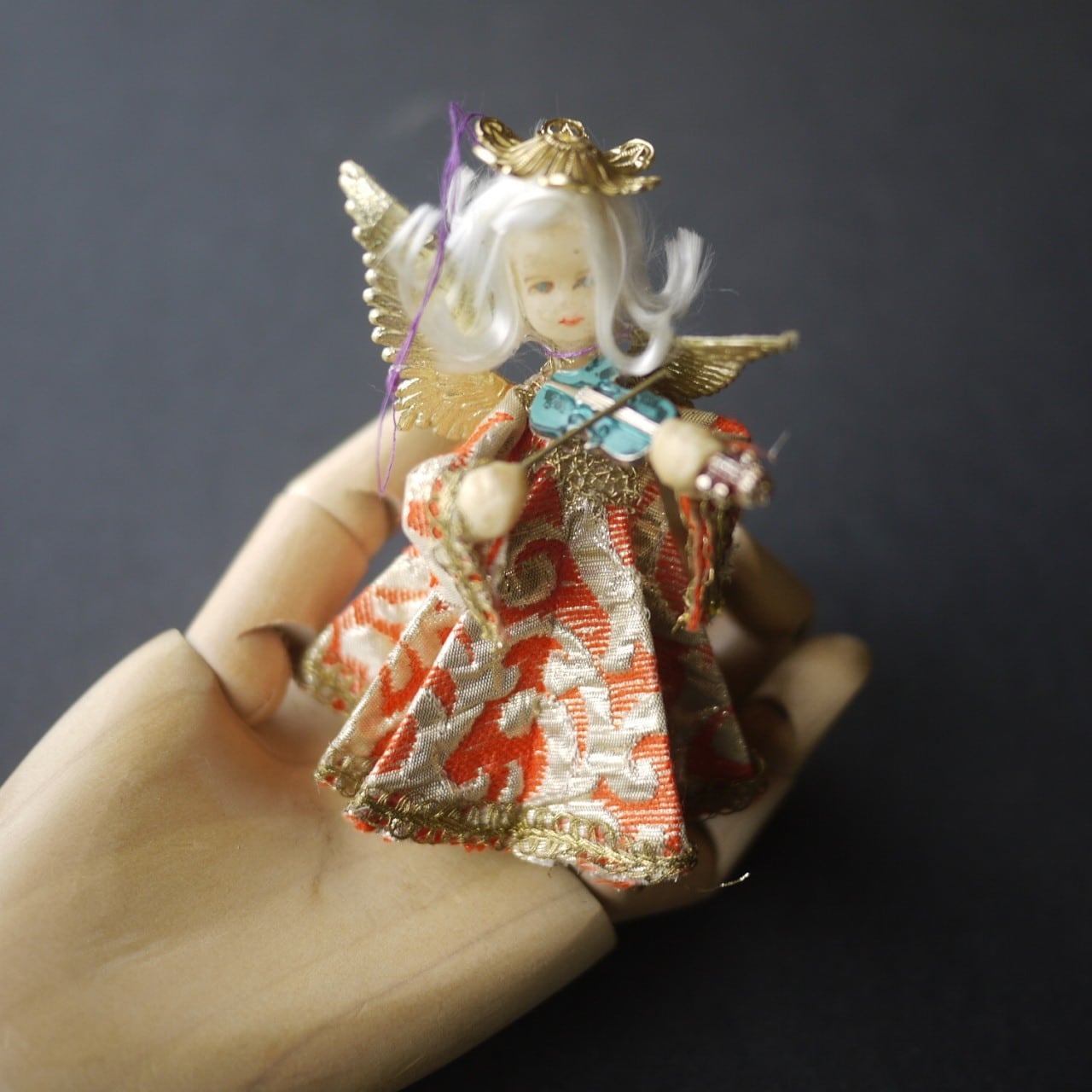 クリスマスツリートッパー バイオリンを弾く天使 ドイツ | こりすの