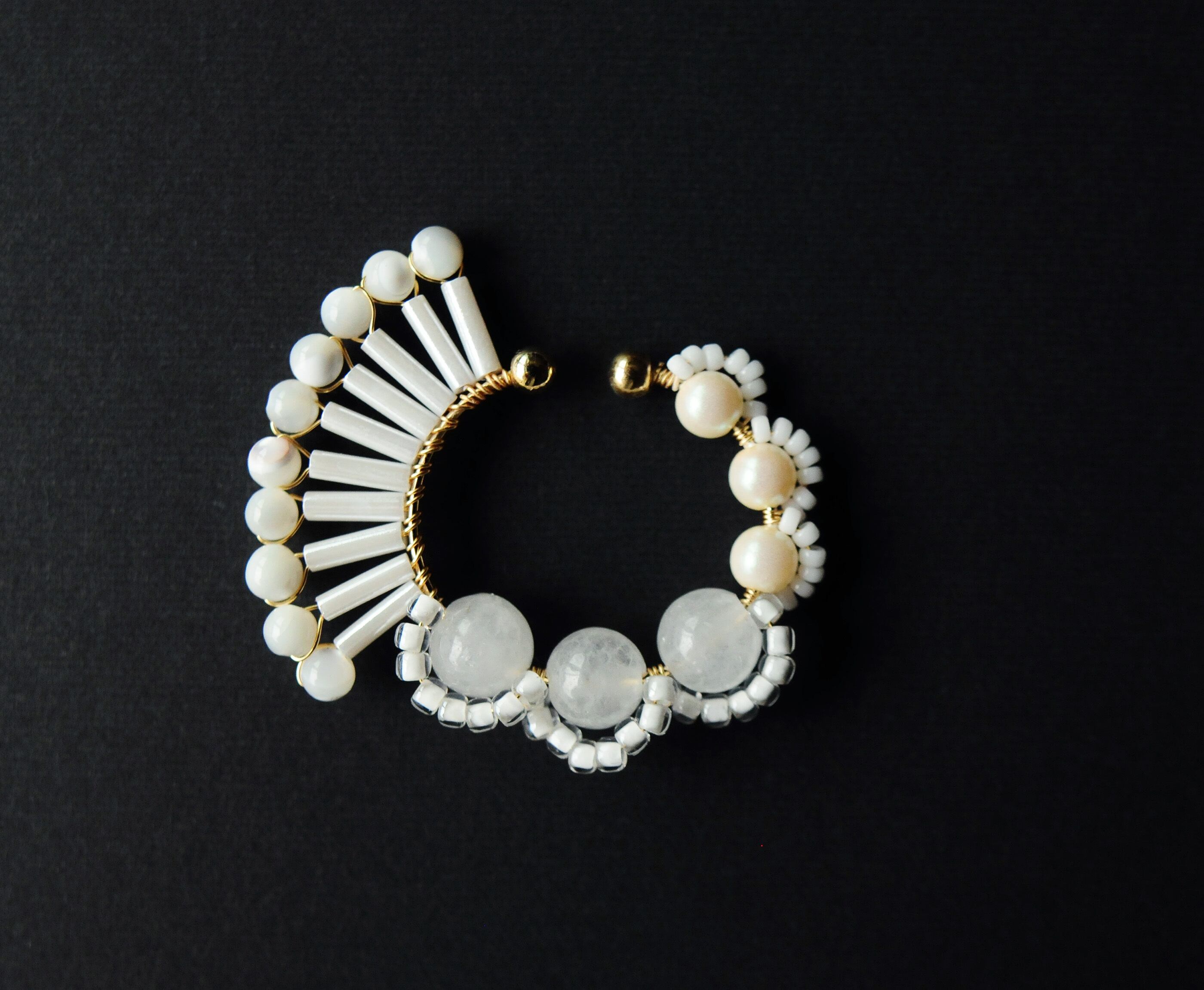 ＜Rollo～イロヅクビジュー～＞イヤーカフ『 ハミングバード/hummingbird 』<WHITE>