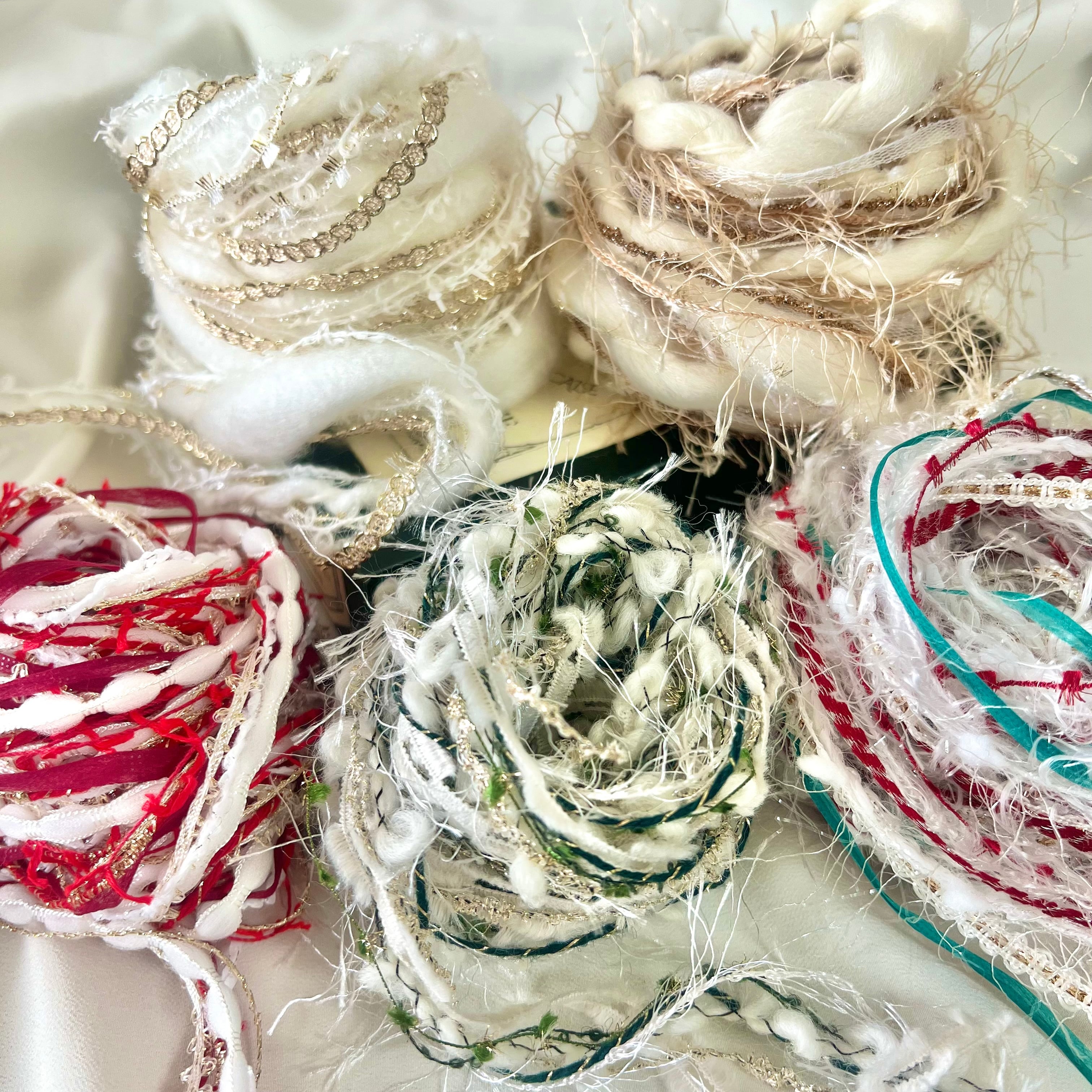 ハンドメイド刺繍リボンと引き揃え糸のヴィンテージ風ヘアアクセサリー