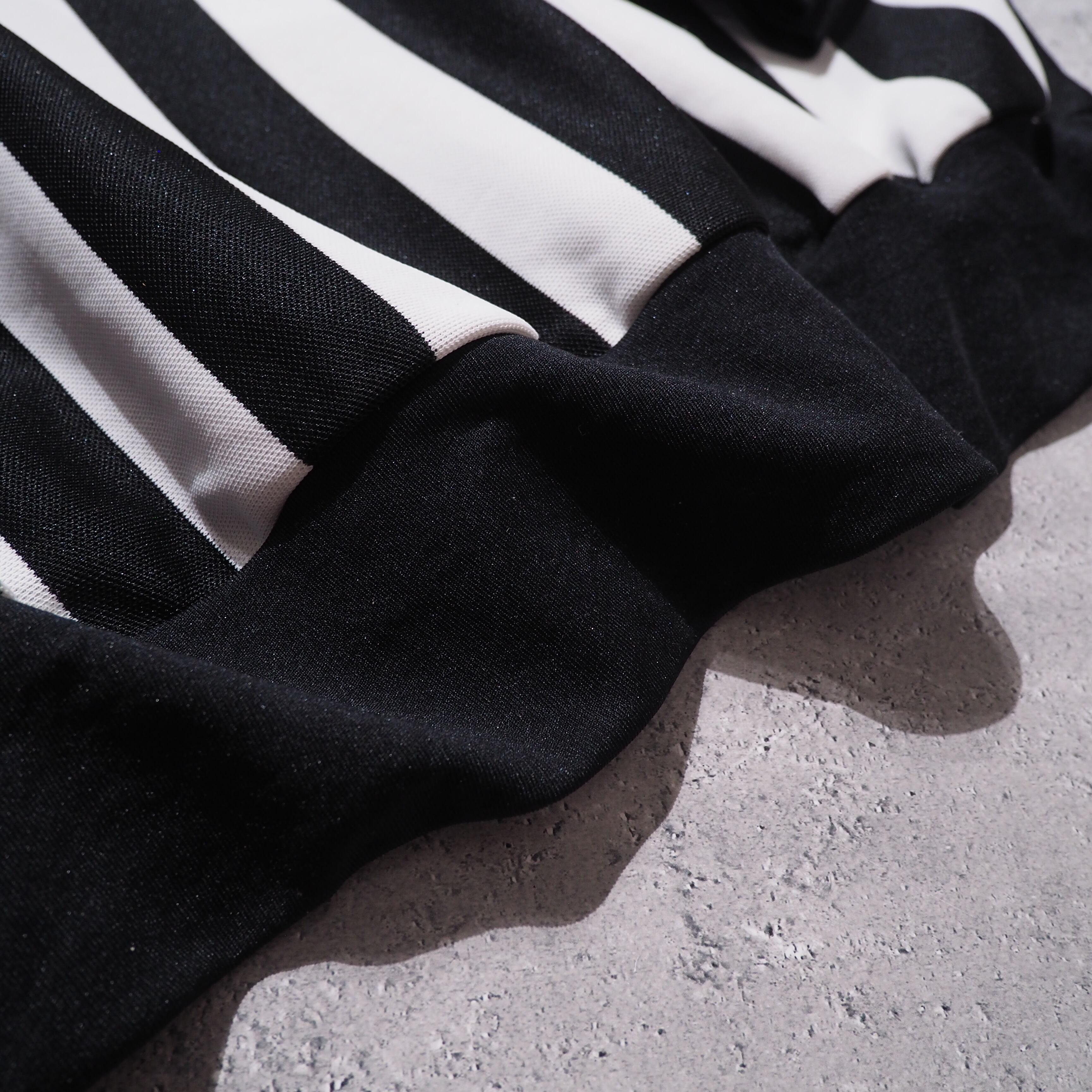 1990s Monotone stripe Over silhouette vintage Referee shirt