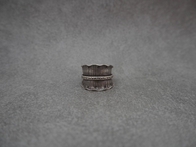 Karen silver , frill ring