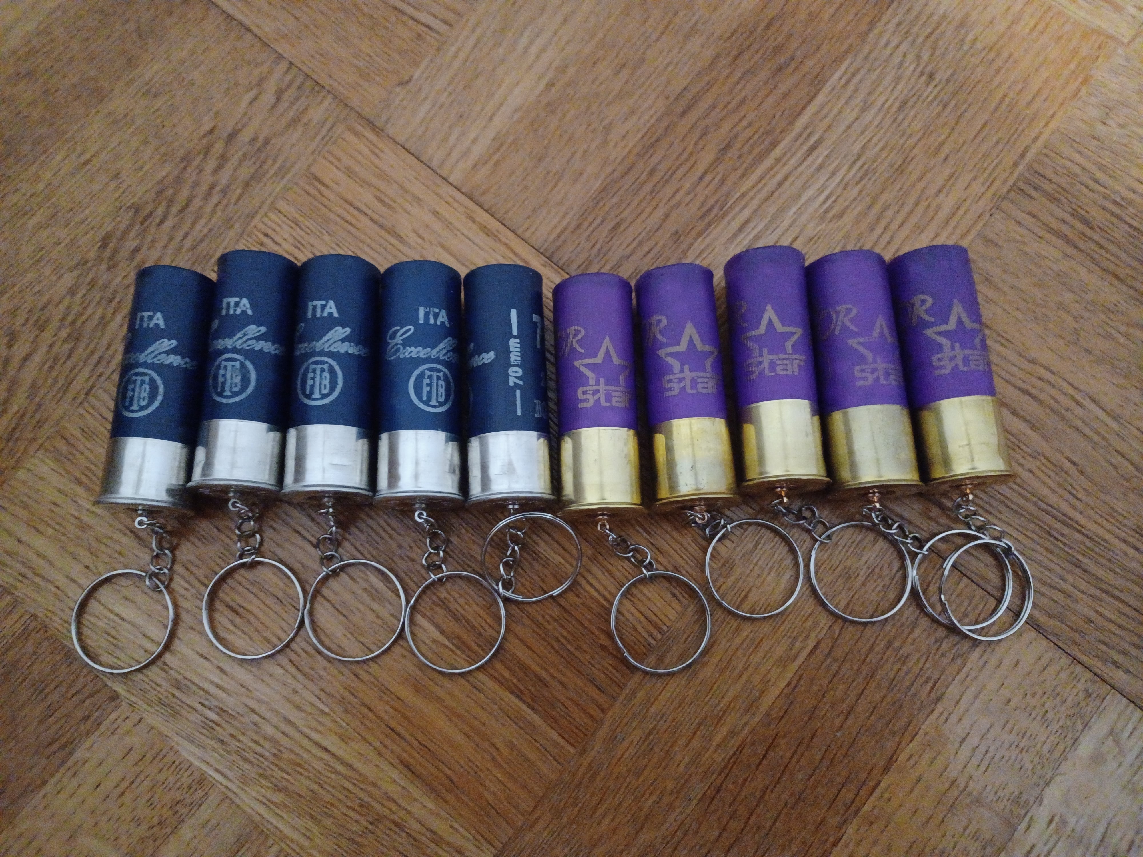 送料無料】空薬莢キーホルダー 紫紺2種 10個セット | 浦和の弾薬箱