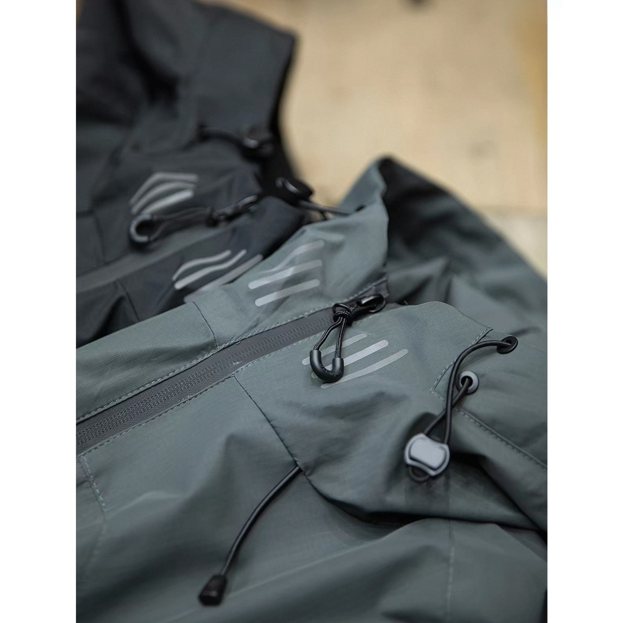 Hooded zip mountain jacket 1529 - 11