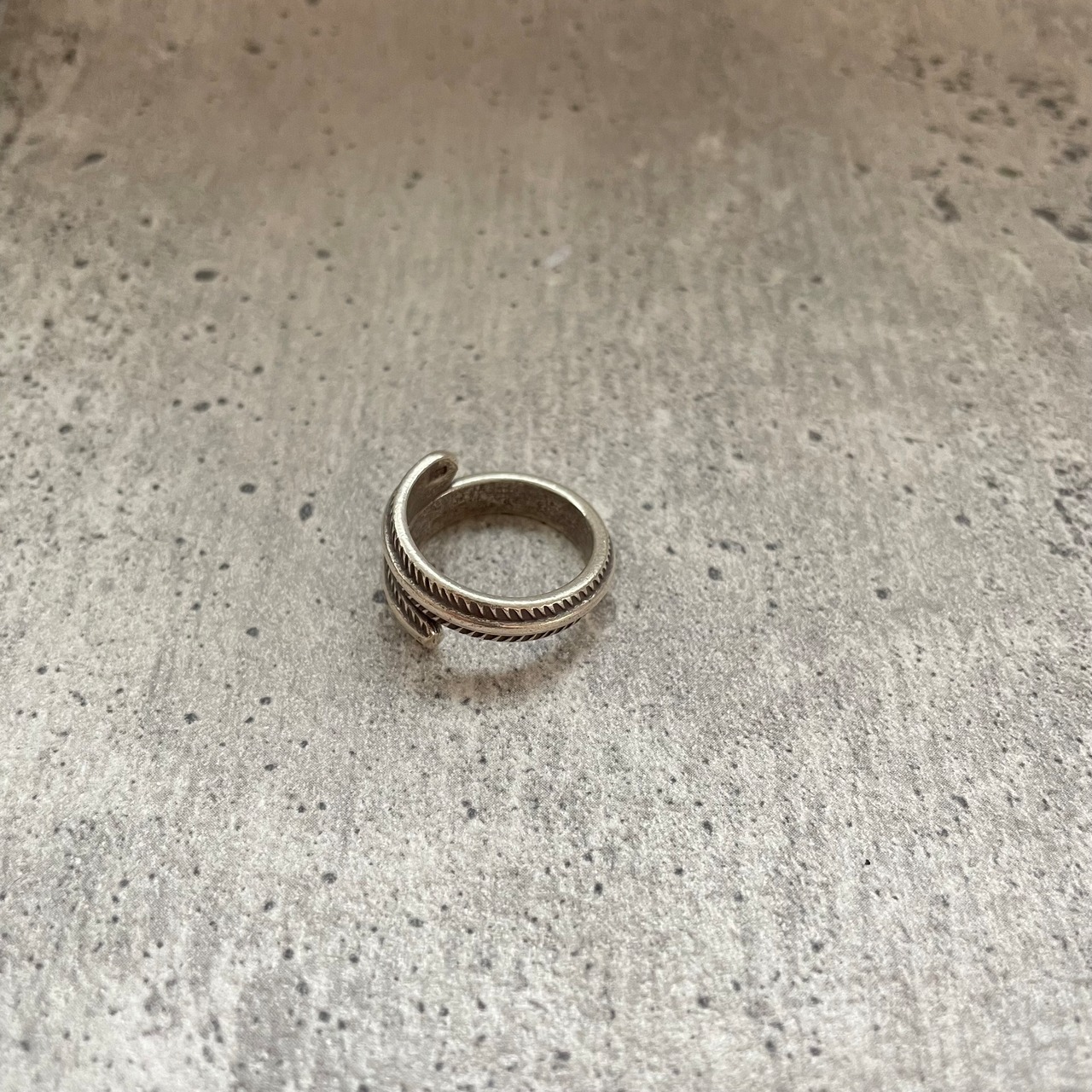 Karen silver , ring