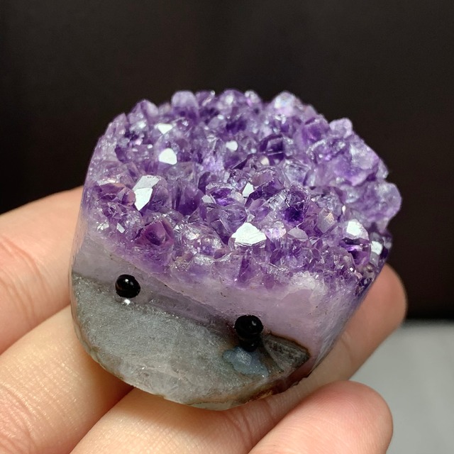 5アメジストクラスター・ハリネズミ