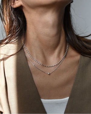 Half Switching Design Necklace