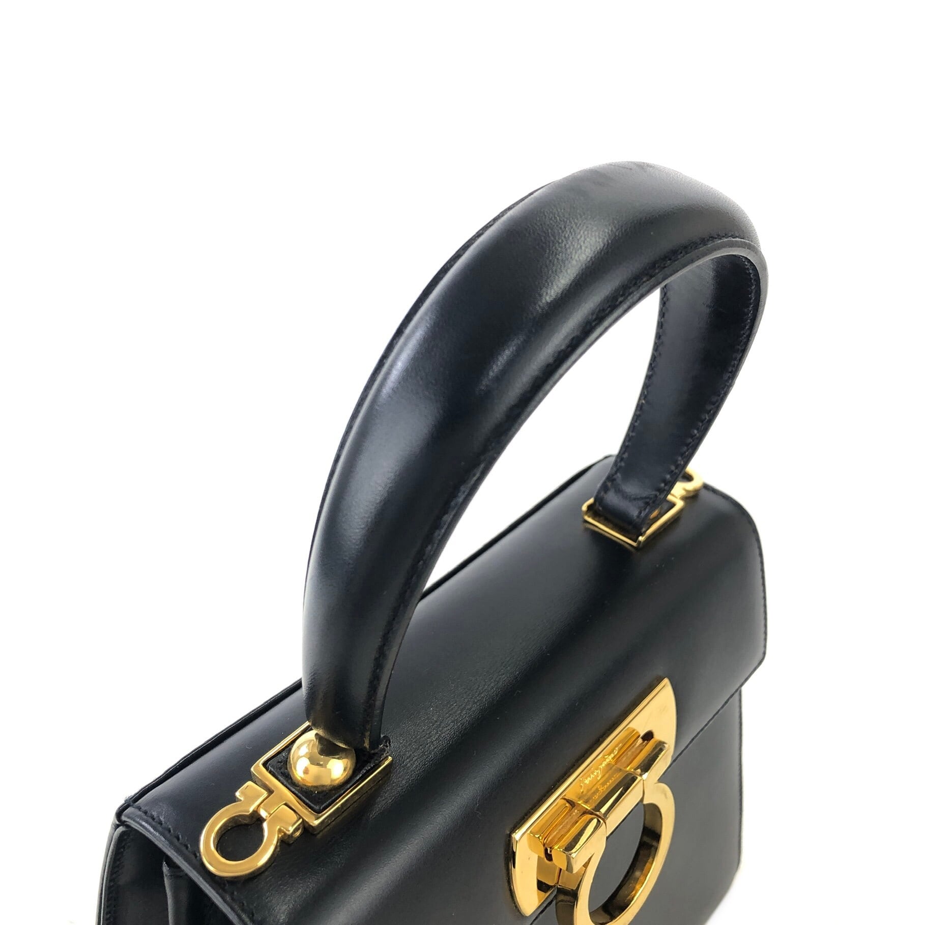 Salvatore Ferragamo サルヴァトーレ フェラガモ ガンチーニ Salvatore Ferragamo サルヴァトーレ フェラガモ ガンチーニ