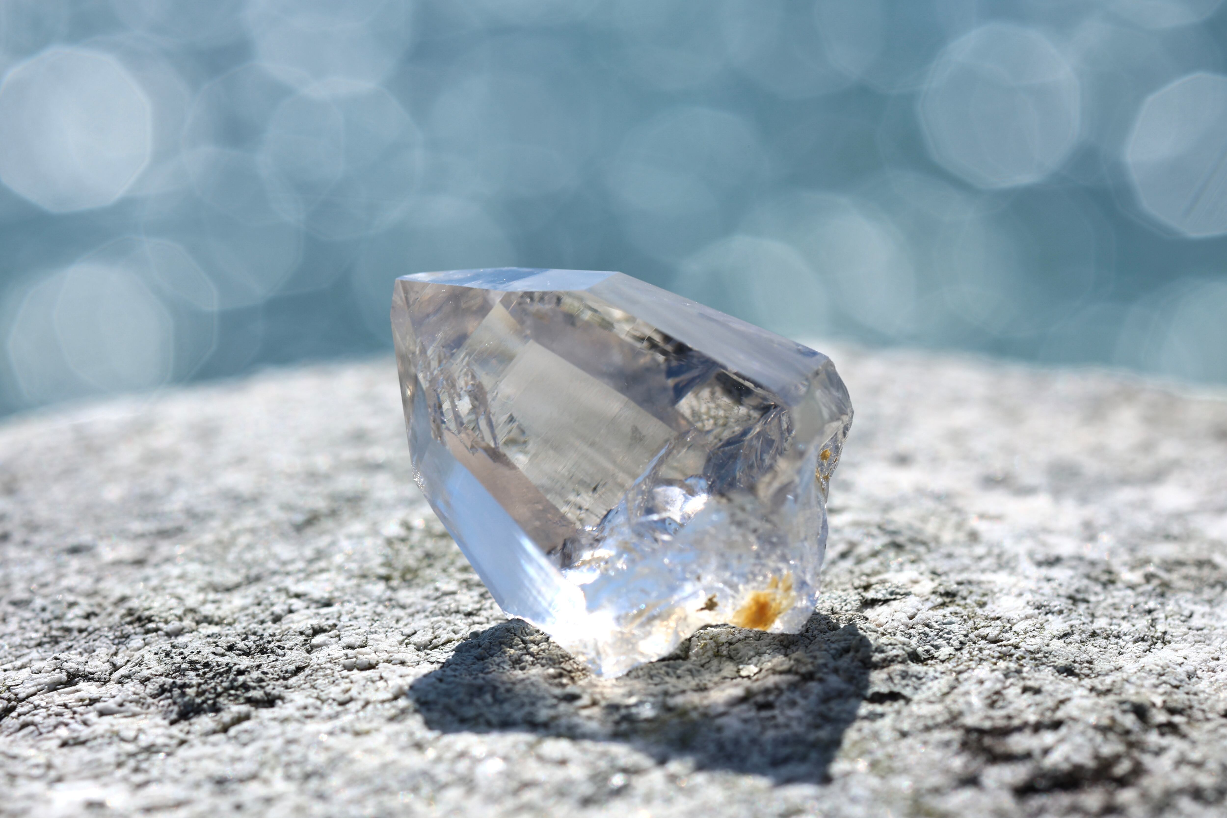 ヒマラヤ水晶 ガネーシュヒマール産 | 石垣島の夜光貝アクセサリーと