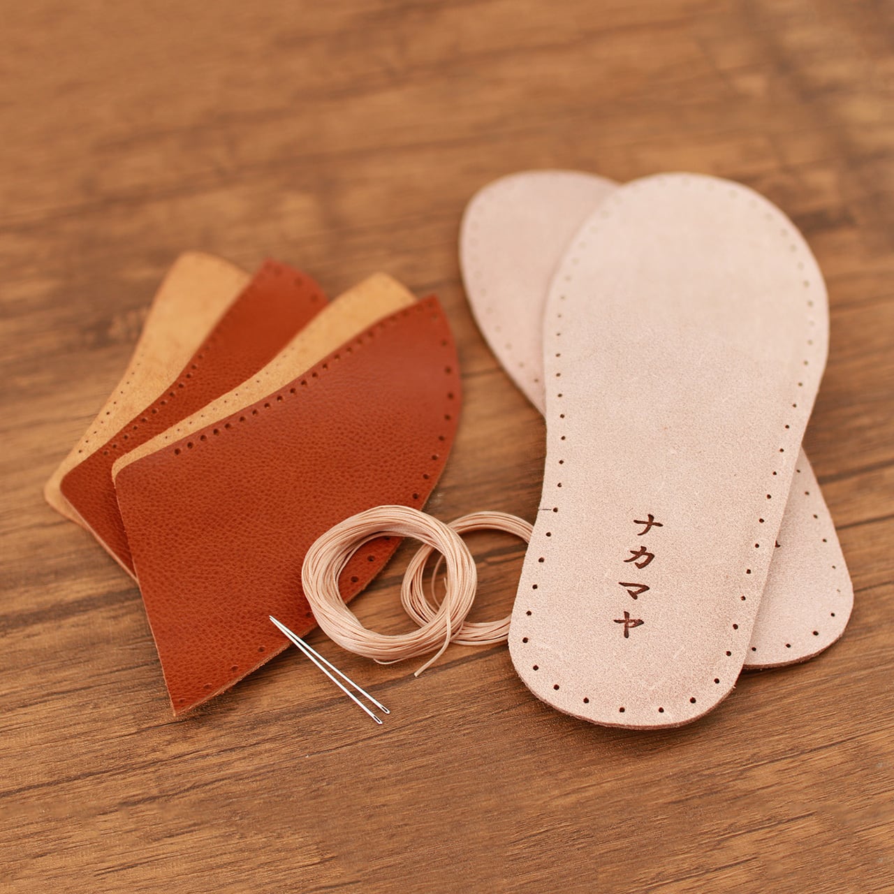 在庫限り特別価格！】送料込み 茶 おうちで縫える本革ルームシューズ