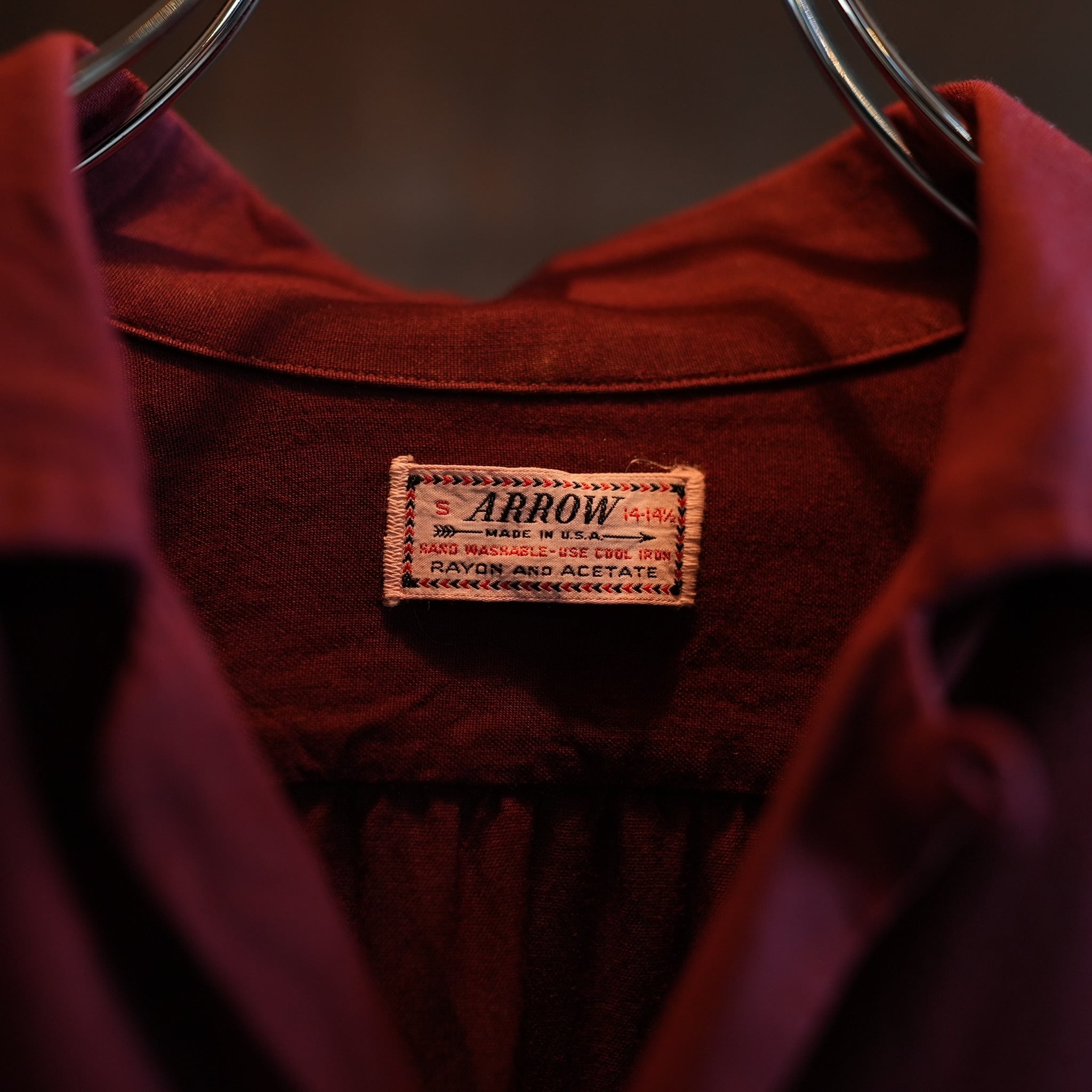 シルバー/レッド 1950s Manhattan 赤 開襟 ボックス Rayon Shirt