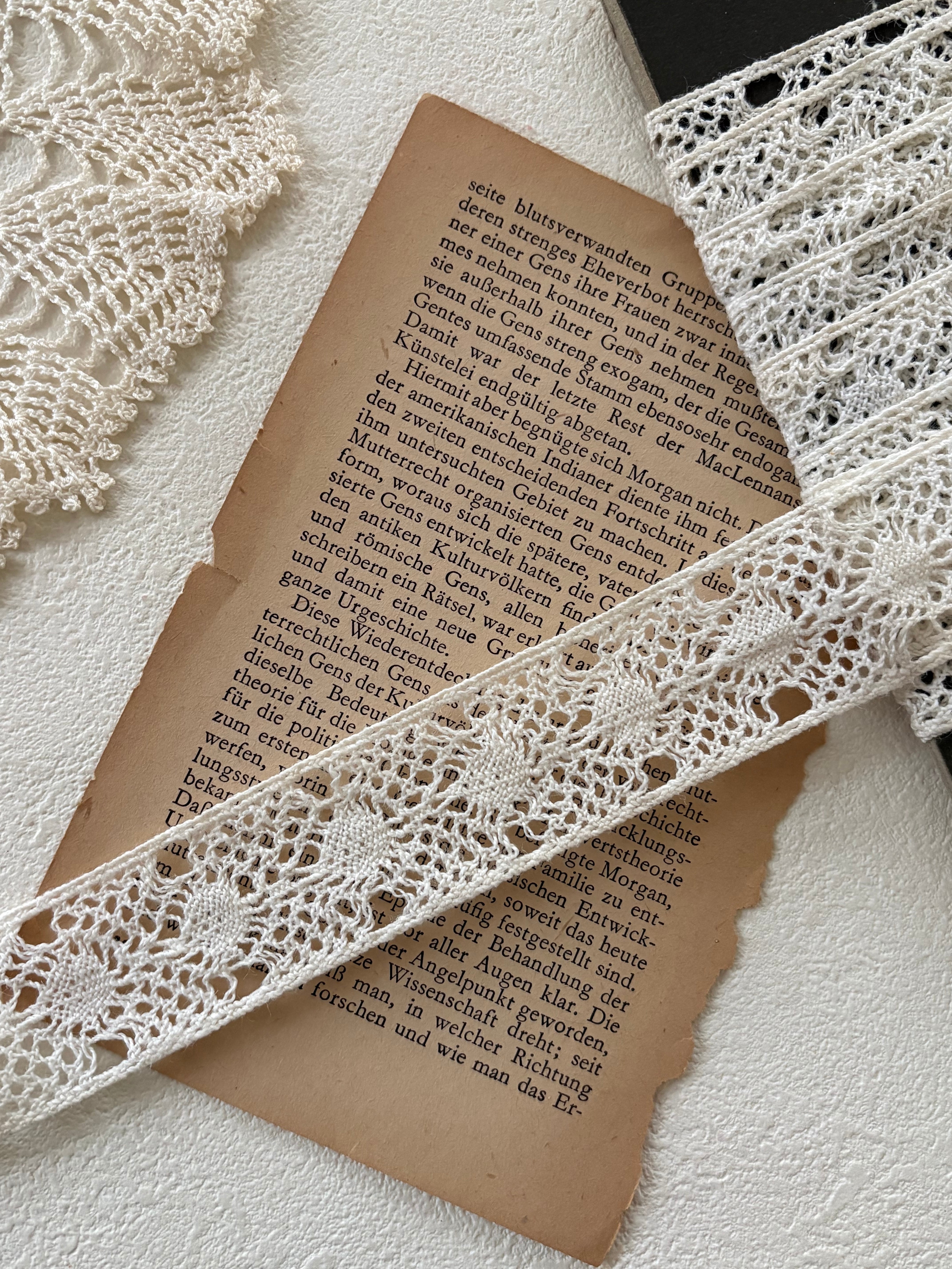 フランスVintage レース 幅約30mm前後 50cm/単位 アイボリー デコレーション カルトナージュ コラージュ