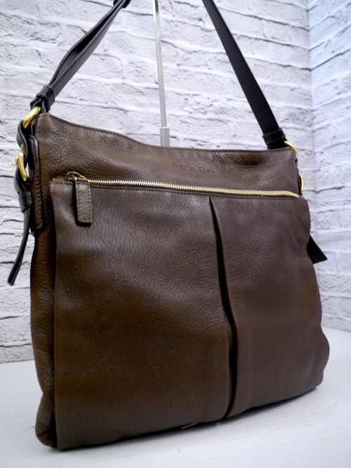 24万◆PRADA プラダ VA0821 男女可 クロスボディ レザー 2way メッセンジャー トート バッグ 茶◆ 希少なレザー素材のクロスボディモデル♪