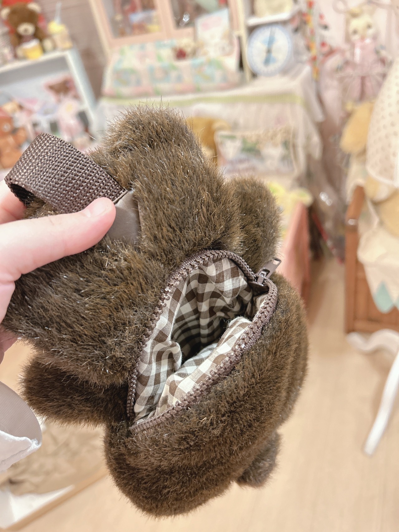 bear pouchの画像02