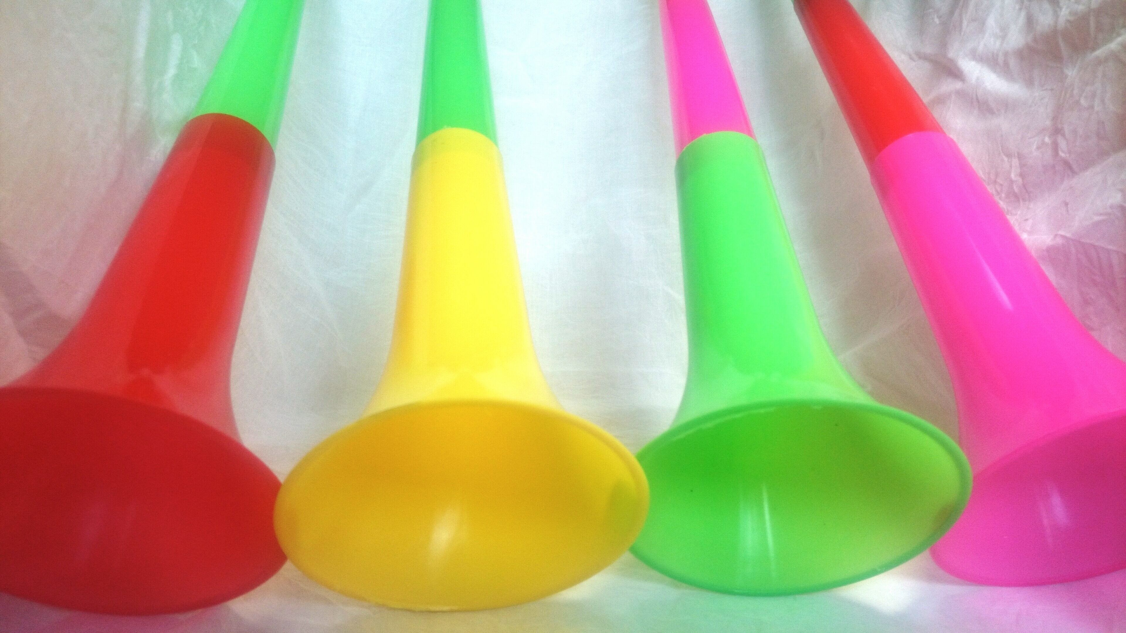 びっくりホーン【販売終了】 | おもちゃ楽器.com