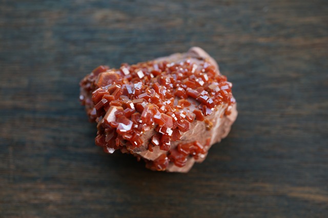 バナジナイト Vanadinite 2014