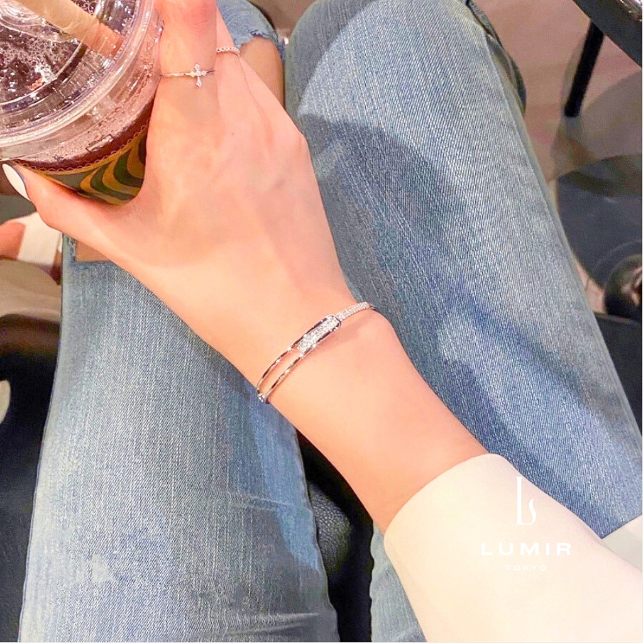 スパークルバングルブレスレット