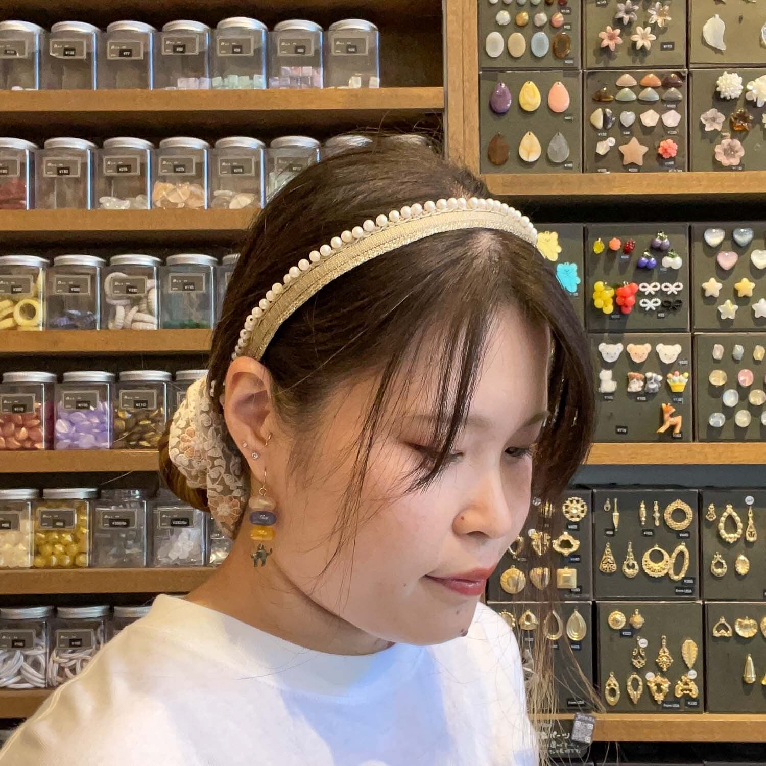 パールビーズ付きブレードリボンのカチューシャ | Dua-アクセサリー