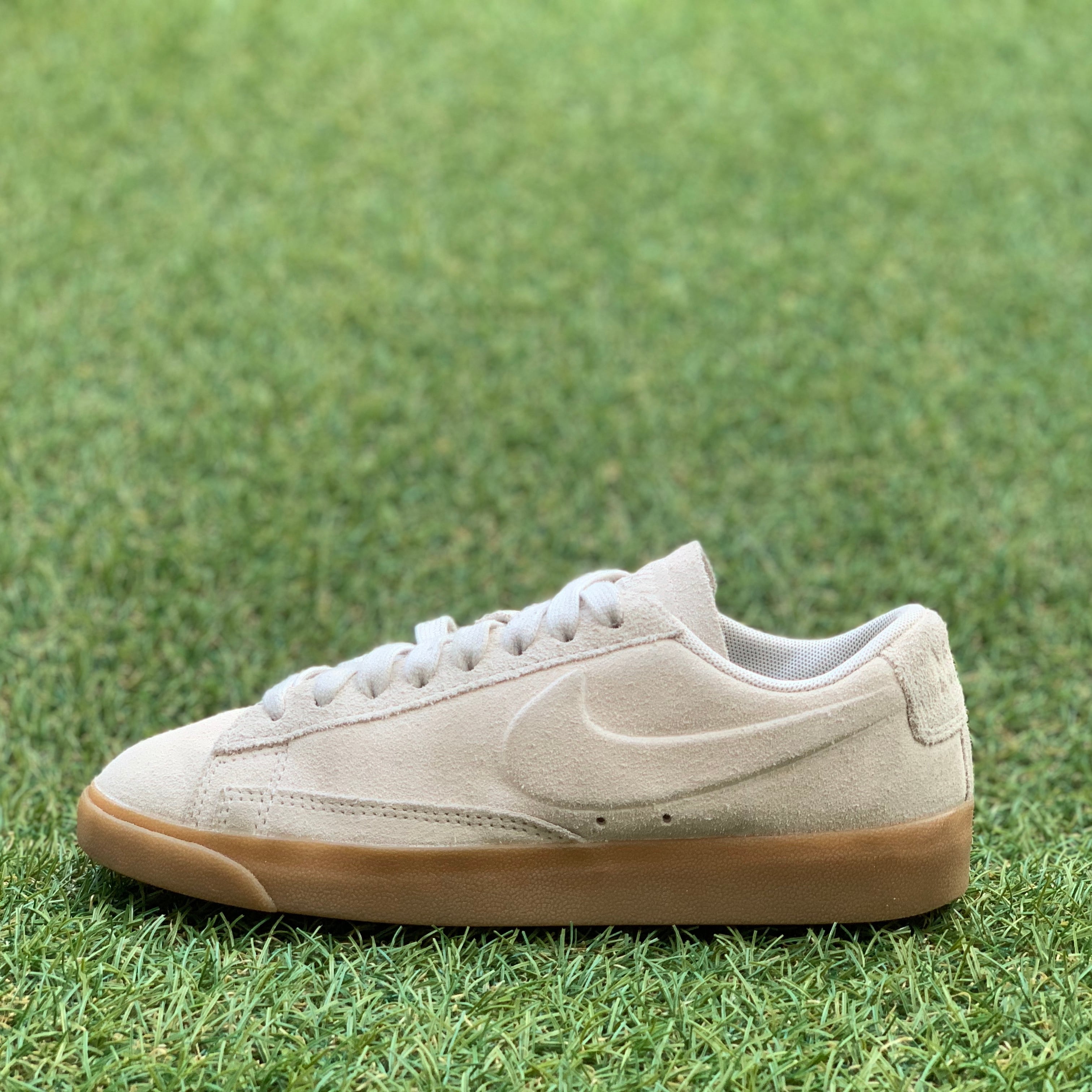 NIKE BLAZER LOW SD ナイキ ブレザーロー スエード D814