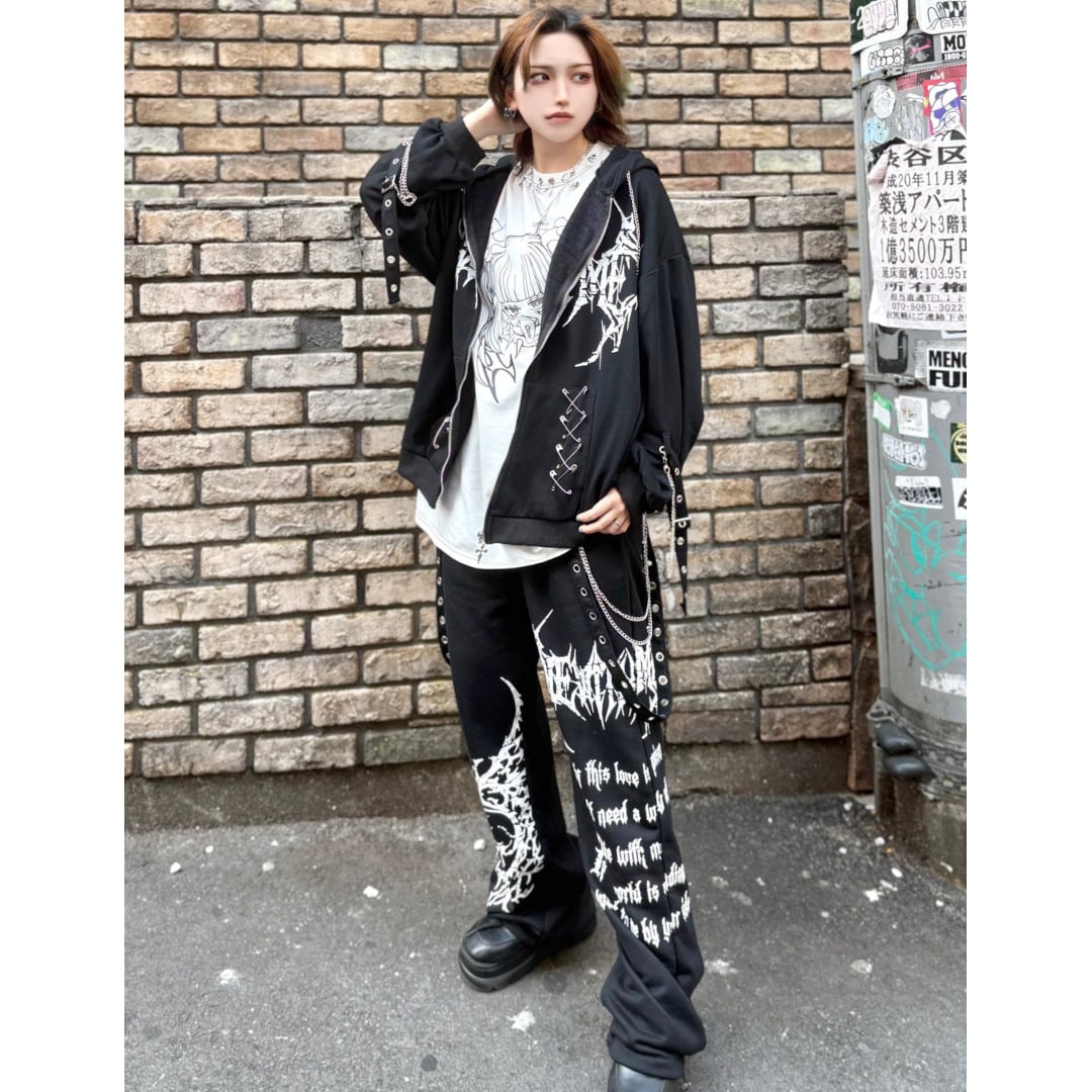 7/2 完売→再入荷！】ネコ耳ベルトスカルハートZIPパーカー