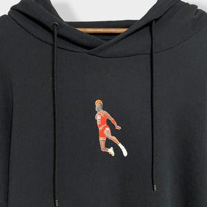 【NIKE AIR JORDAN】WINGS LITE 1988 FLEECE HOODIE マイケルジョーダン プリント パーカー スウェット フーディ プルオーバー ワンポイント 袖ロゴ 刺繍ロゴ ジャンプマンロゴ スリット クロスネック フロントクロス M エアジョーダン ナイキ US古着