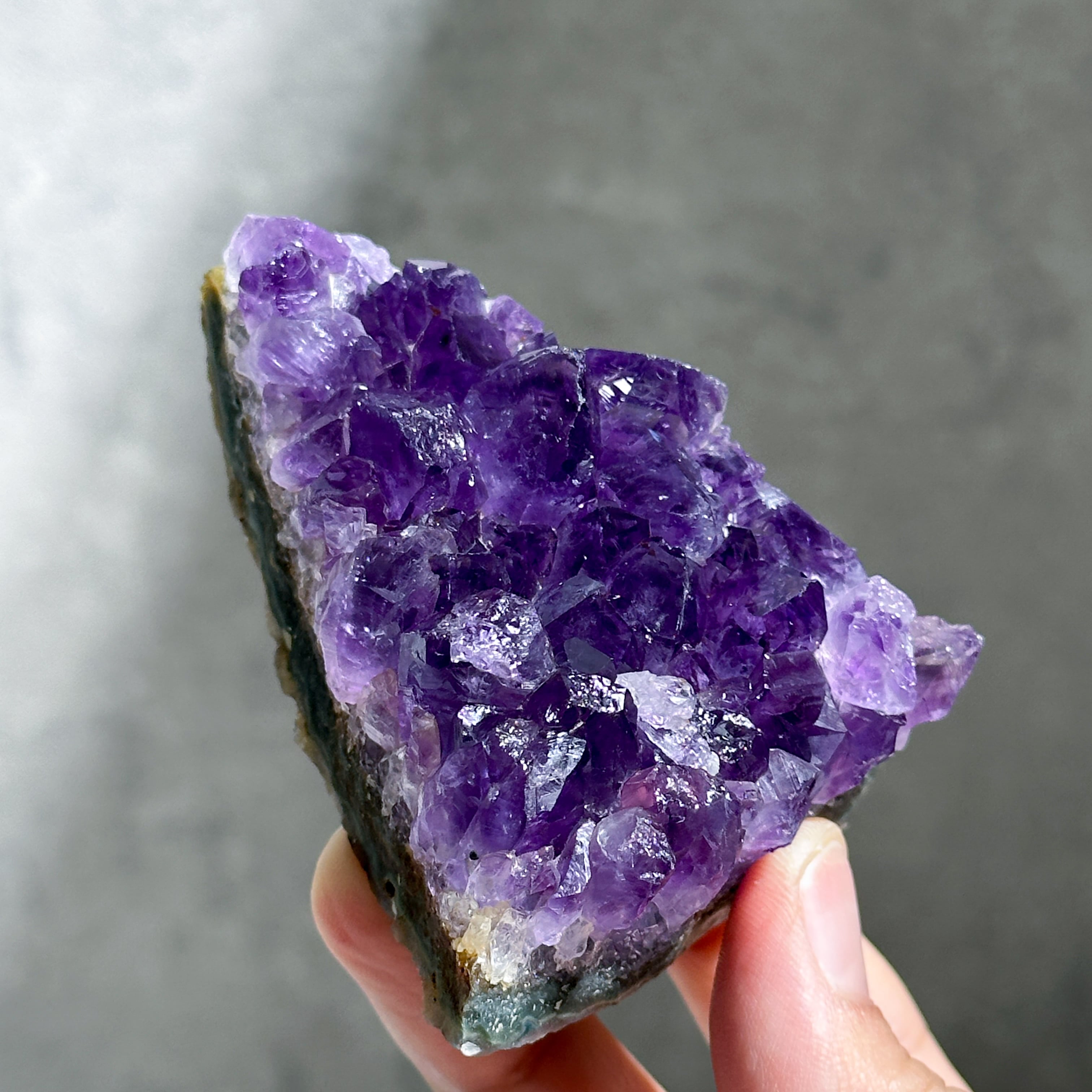 天然鉱石アメジスト、ウルグアイ産 380g 天然鉱石アメジスト、ウルグアイ産 380g