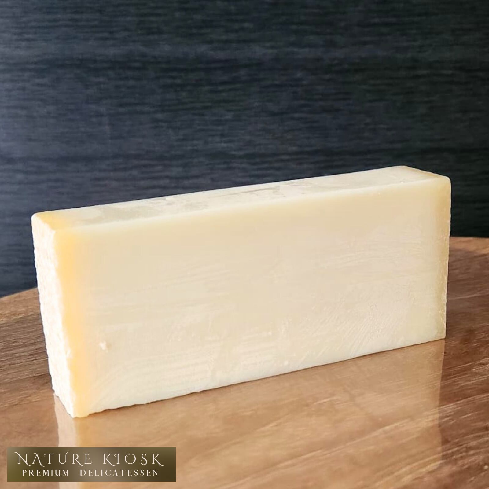 本場スイス産 グリュイエール AOP チーズ 100g グラスフェッド セミハード - チーズフォンデュ グラタン用に Swiss Gruyere Cheese Grassfed Semi Hard Ideal for Fondue