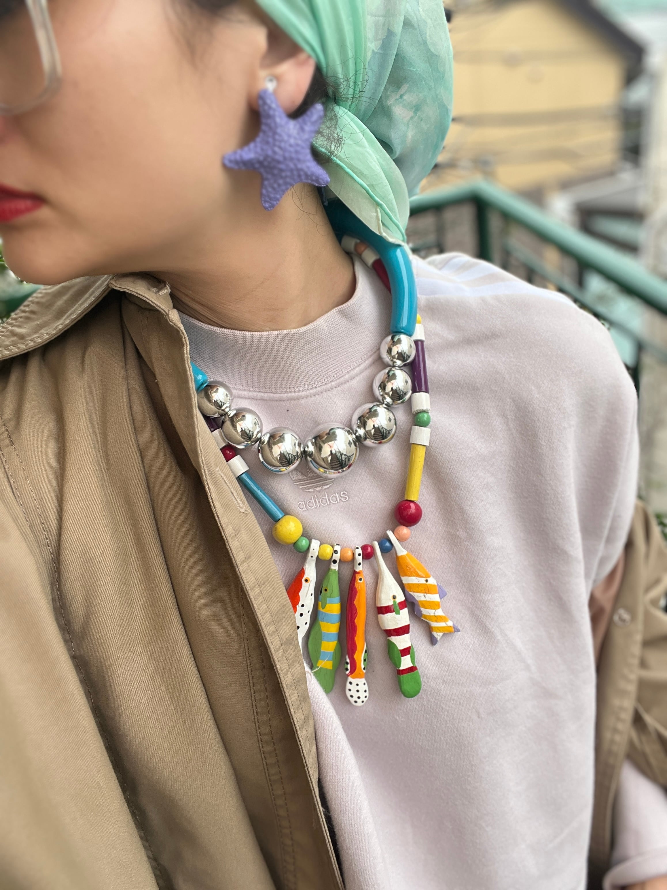 70s-80s multicolor fish handpaint wood Necklace ( ヴィンテージ