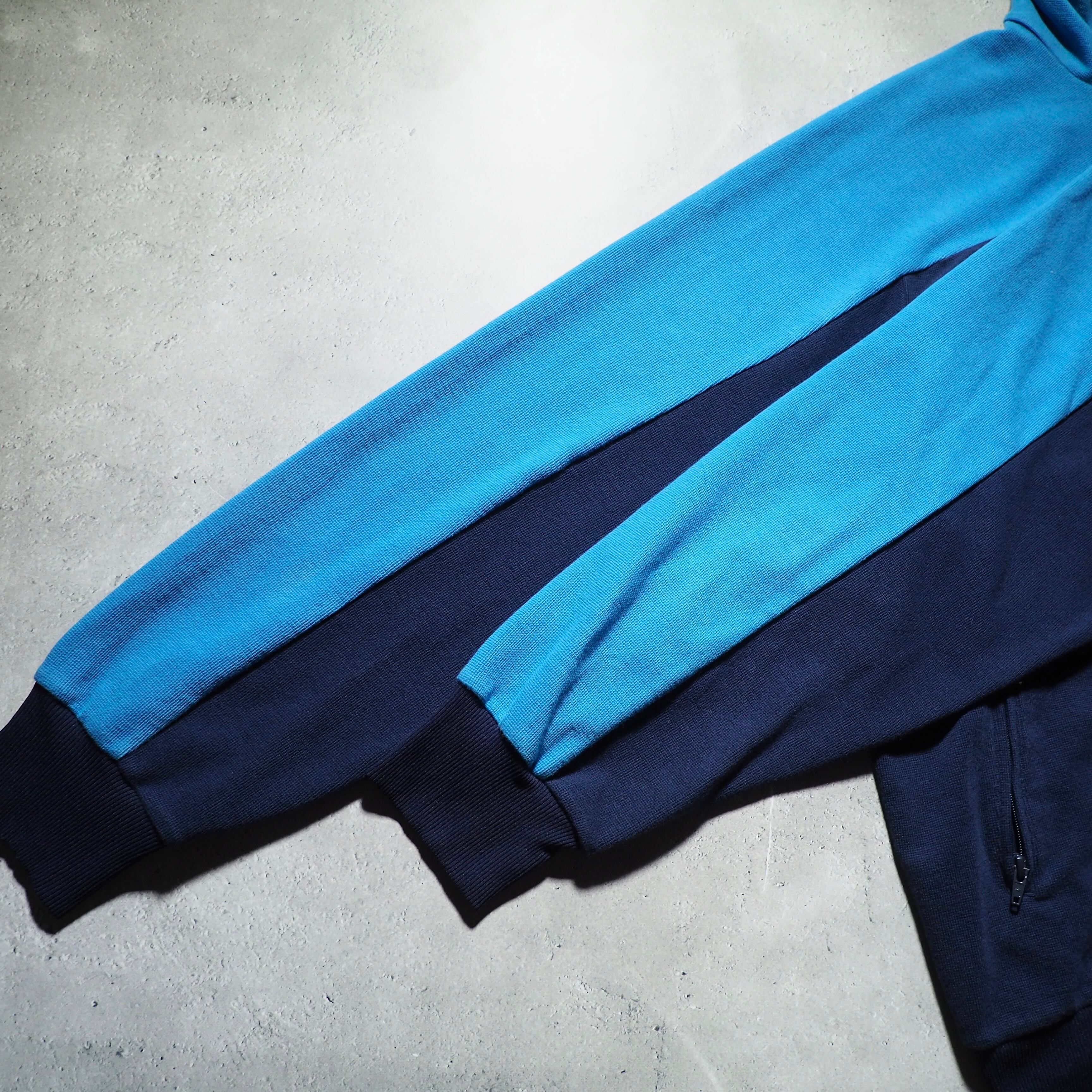Dark Navy × Light Blue Bi color vintage loose High neck Track jacket