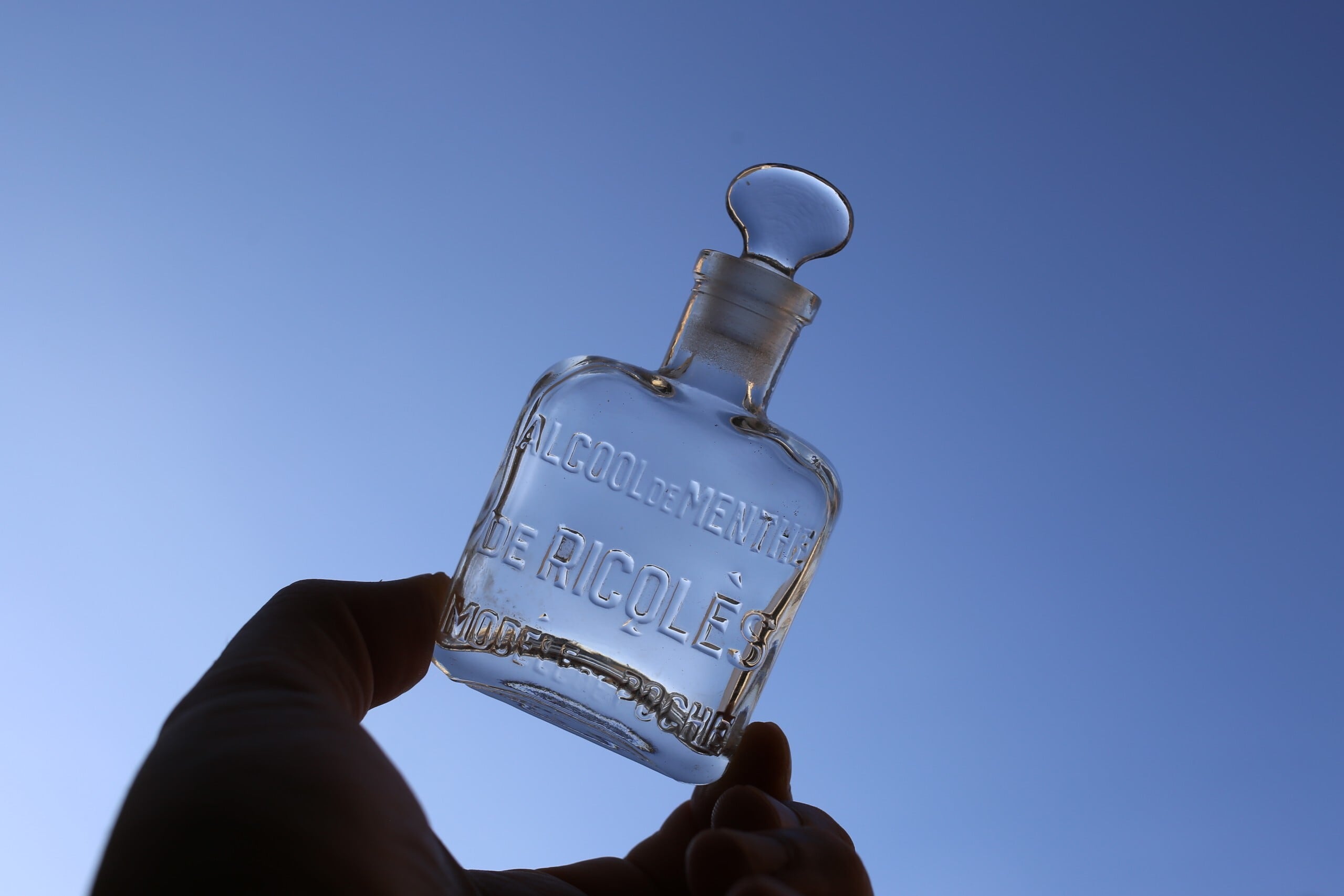 フランス アンティーク ヴィンテージ『RICQLES』ガラス瓶 ガラス蓋 N-05838